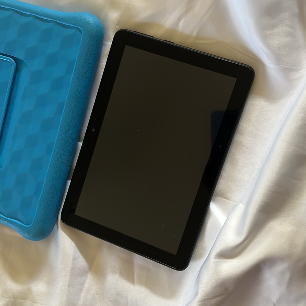 Kids kindle fire tablet - Picture 2 of 5